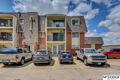 Photo of 1210 S 120 Plaza #106, Omaha, NE 68144 (MLS # 22613744)