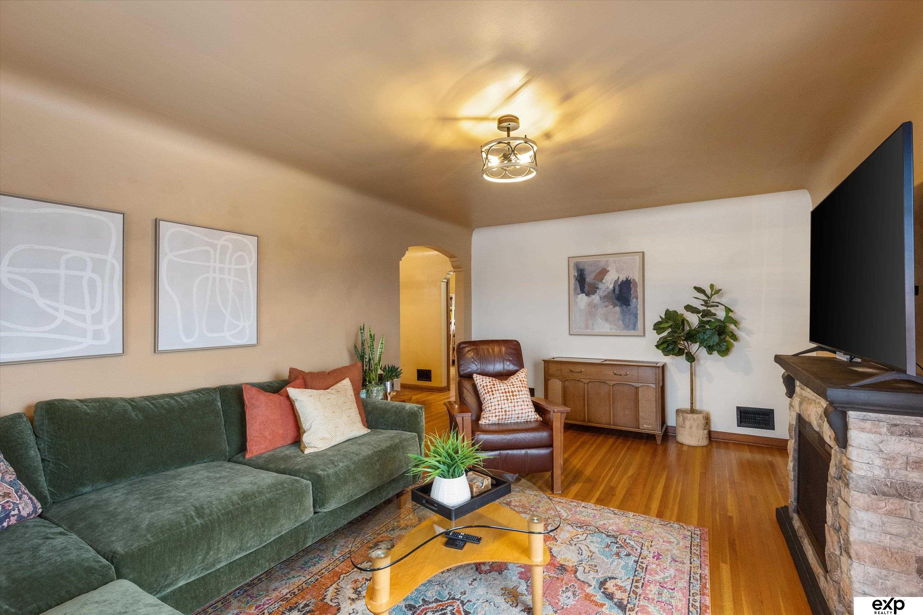 Omaha, Nebraska 68106, United States, 3 Bedrooms Bedrooms, ,3 BathroomsBathrooms,Residential,Active,146916