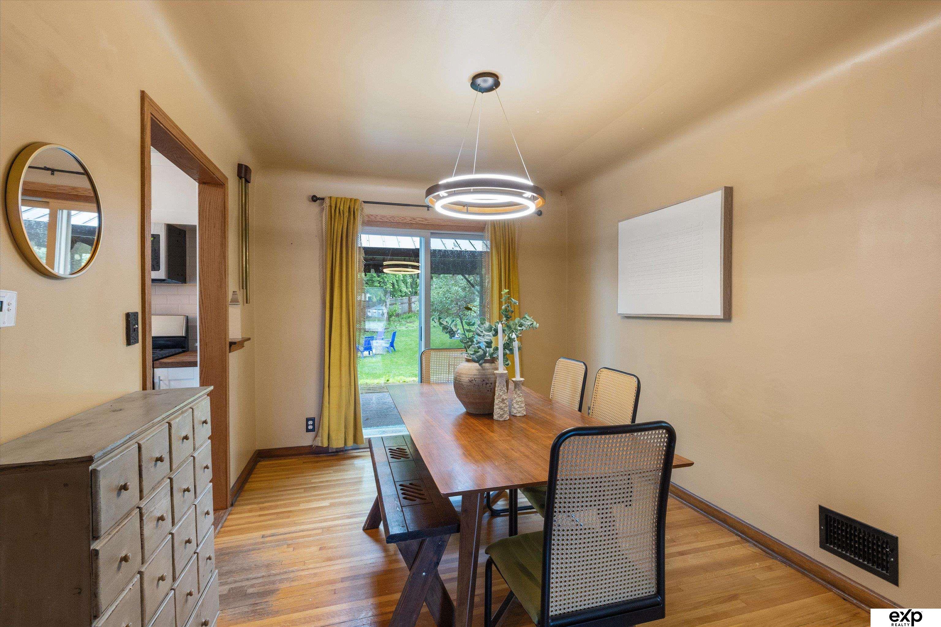 Omaha, Nebraska 68106, United States, 3 Bedrooms Bedrooms, ,3 BathroomsBathrooms,Residential,Active,146916