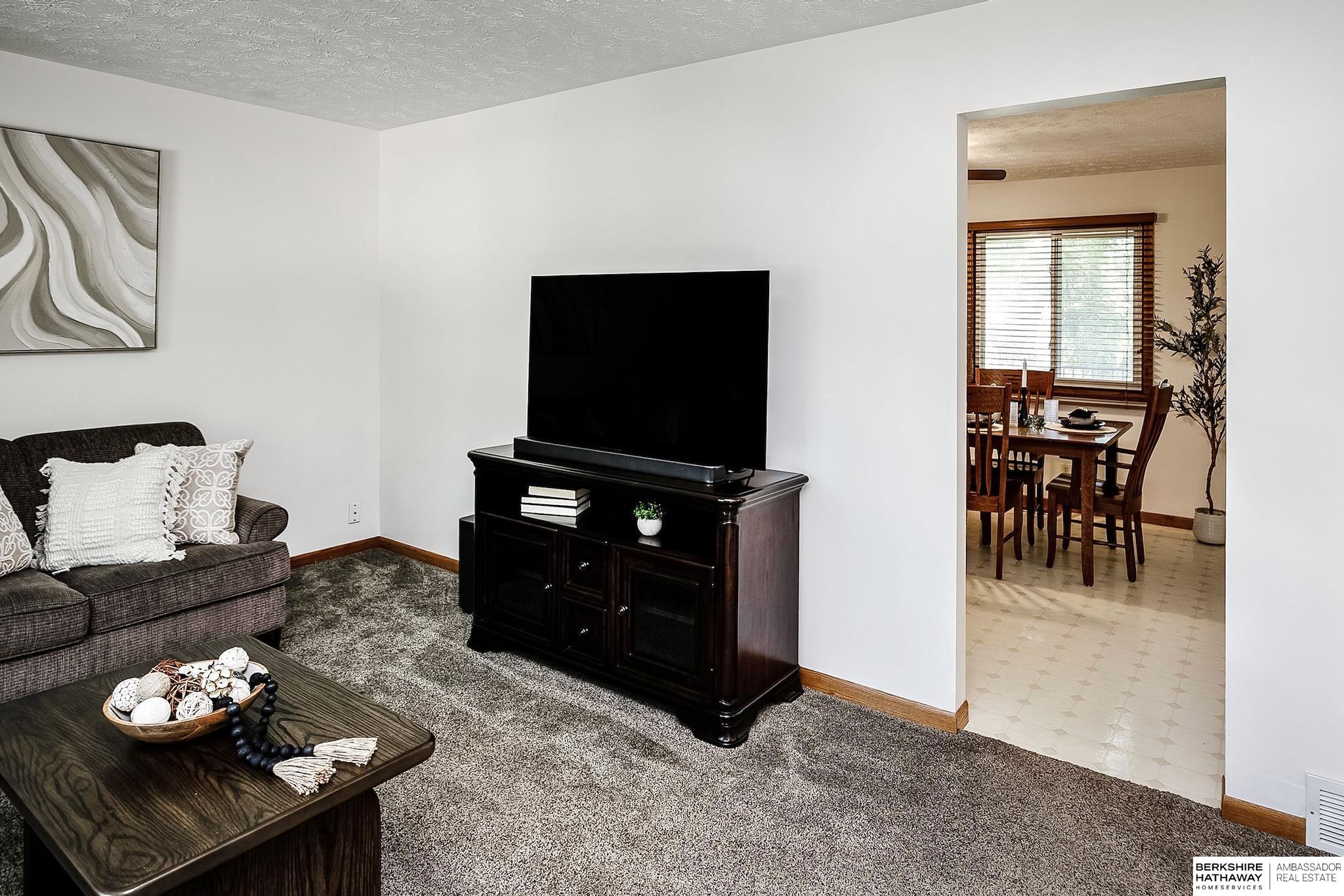 Yutan, Nebraska 68073, United States, 3 Bedrooms Bedrooms, ,2 BathroomsBathrooms,Residential,Pending,178378