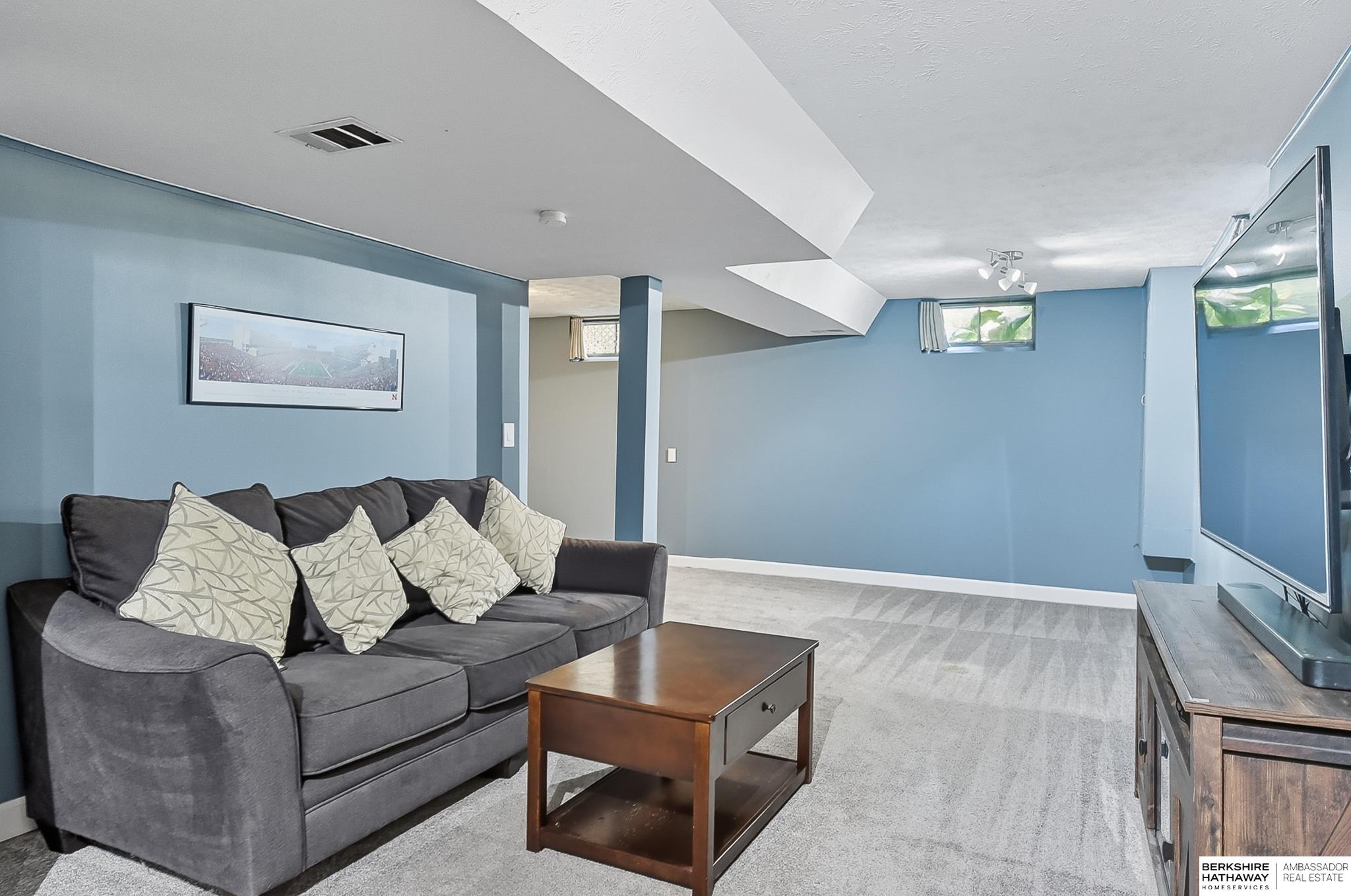 Omaha, Nebraska 68144, United States, 3 Bedrooms Bedrooms, ,1 BathroomBathrooms,Residential,Active,223167