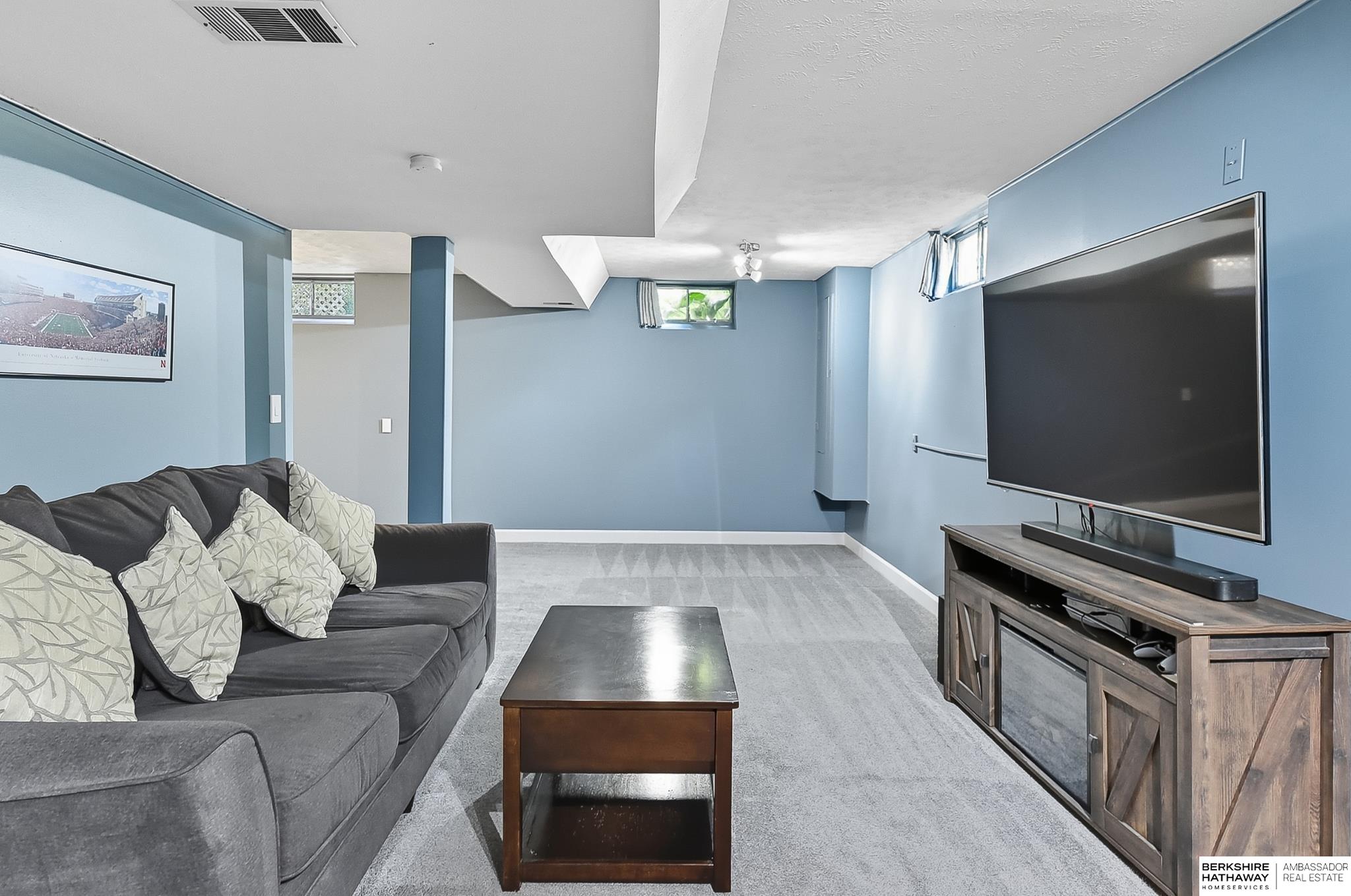 Omaha, Nebraska 68144, United States, 3 Bedrooms Bedrooms, ,1 BathroomBathrooms,Residential,Active,223167