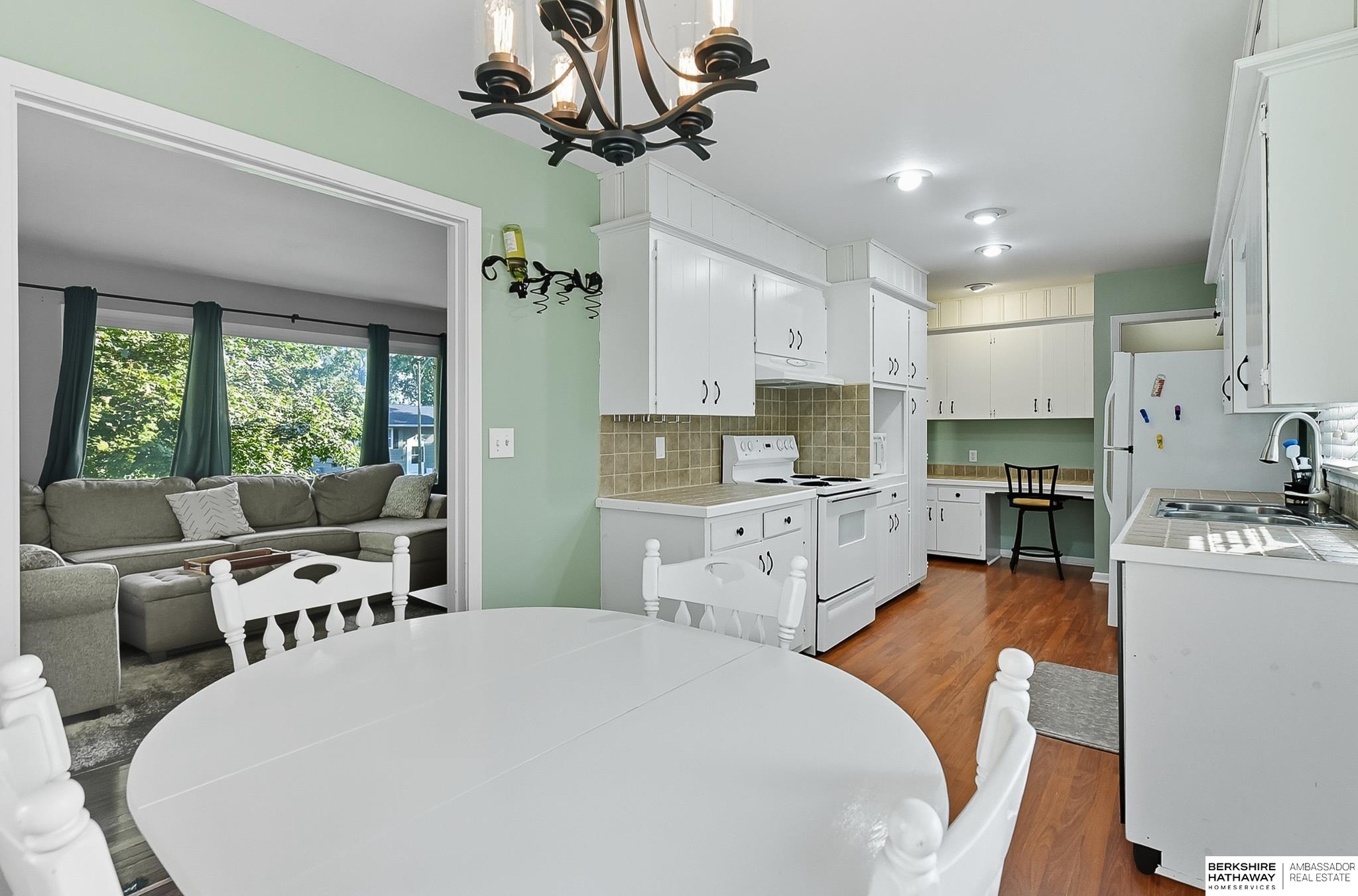 Omaha, Nebraska 68144, United States, 3 Bedrooms Bedrooms, ,1 BathroomBathrooms,Residential,Active,223167