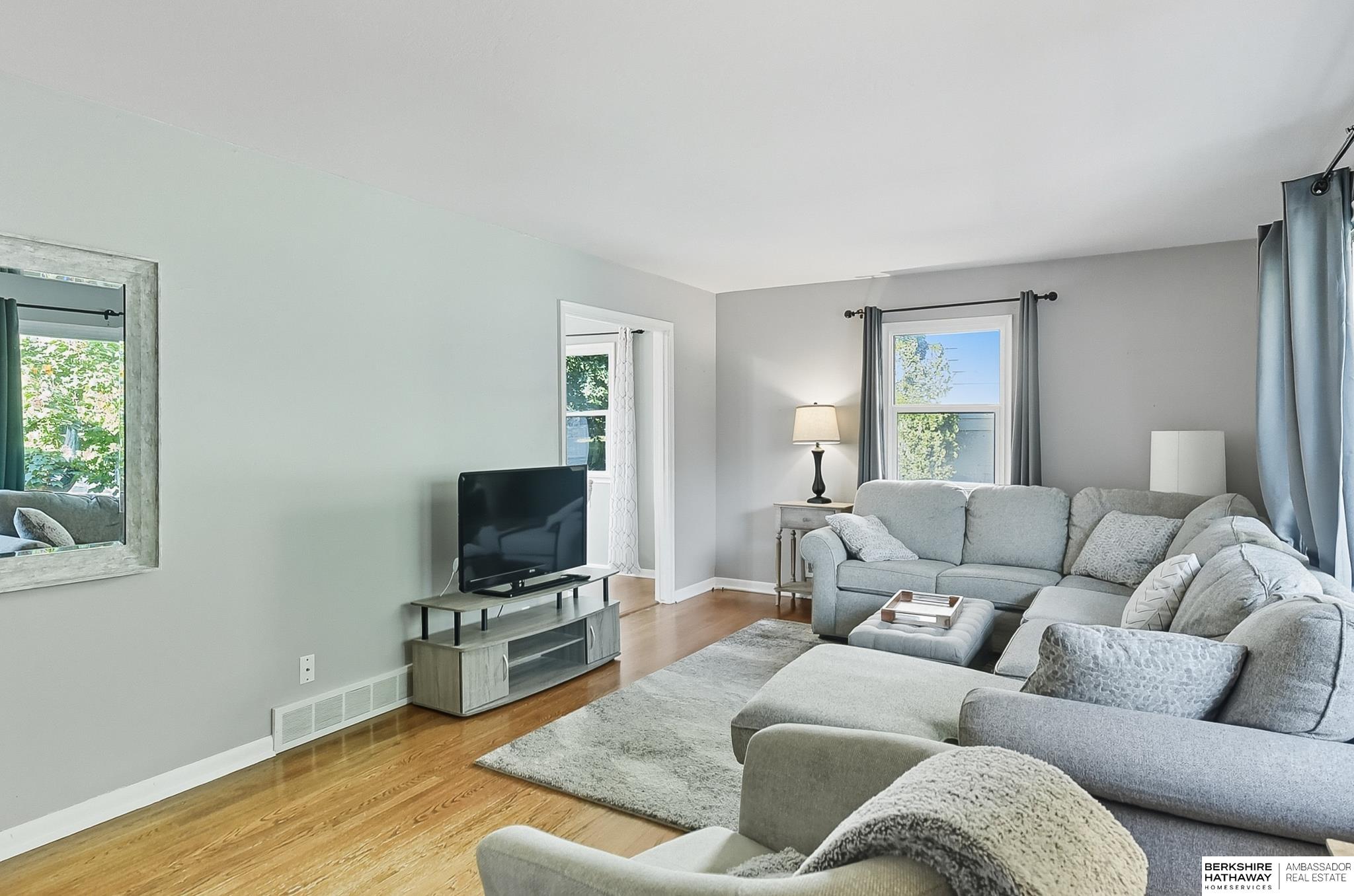 Omaha, Nebraska 68144, United States, 3 Bedrooms Bedrooms, ,1 BathroomBathrooms,Residential,Active,223167