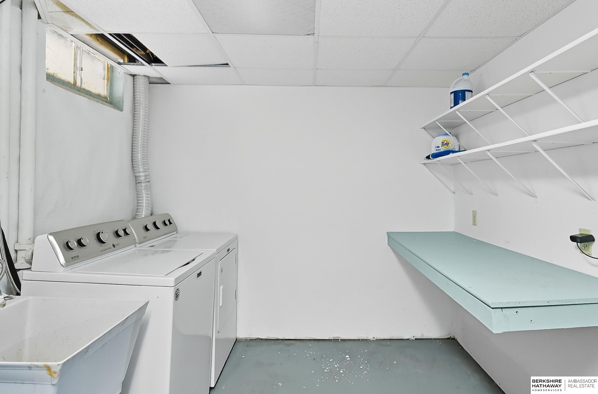 Omaha, Nebraska 68144, United States, 3 Bedrooms Bedrooms, ,1 BathroomBathrooms,Residential,Active,223167