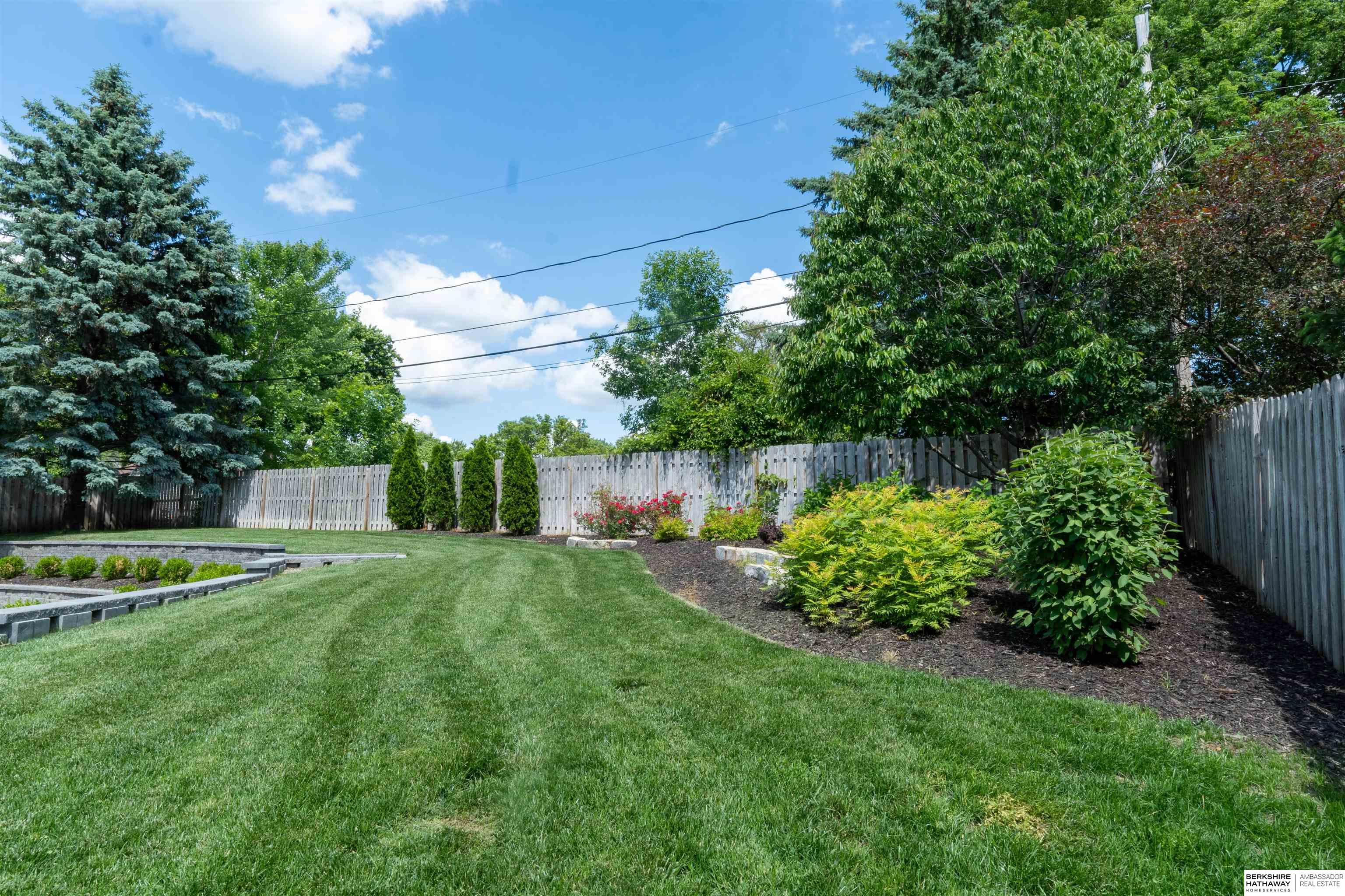 Omaha, Nebraska 68124, United States, 3 Bedrooms Bedrooms, ,3 BathroomsBathrooms,Residential,Active,116618