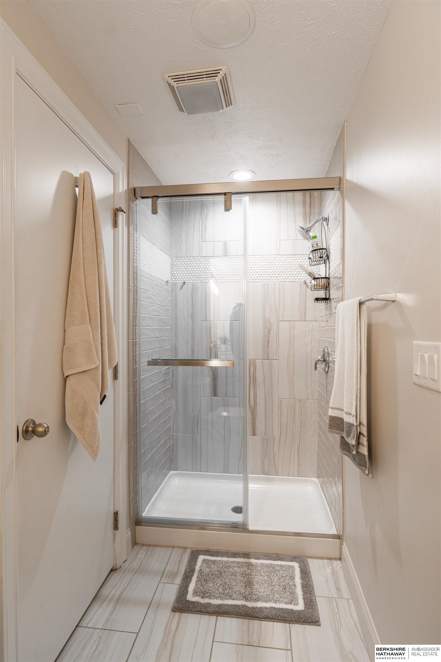 Omaha, Nebraska 68124, United States, 3 Bedrooms Bedrooms, ,3 BathroomsBathrooms,Residential,Active,116618