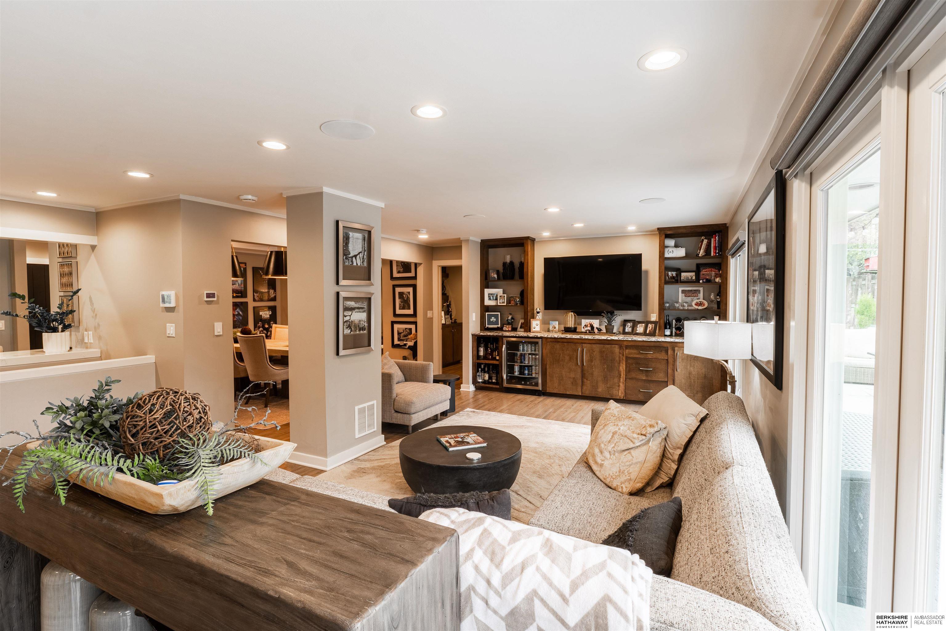 Omaha, Nebraska 68124, United States, 3 Bedrooms Bedrooms, ,3 BathroomsBathrooms,Residential,Active,116618