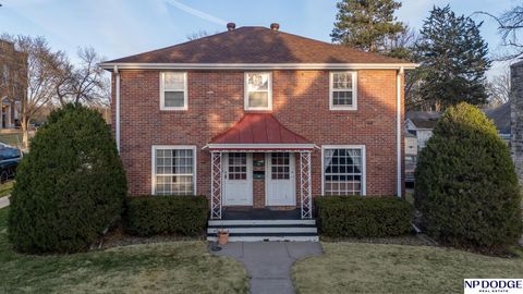 Photo of 1100 S 37Th Street, Lincoln, NE 68510 (MLS # 22608267)