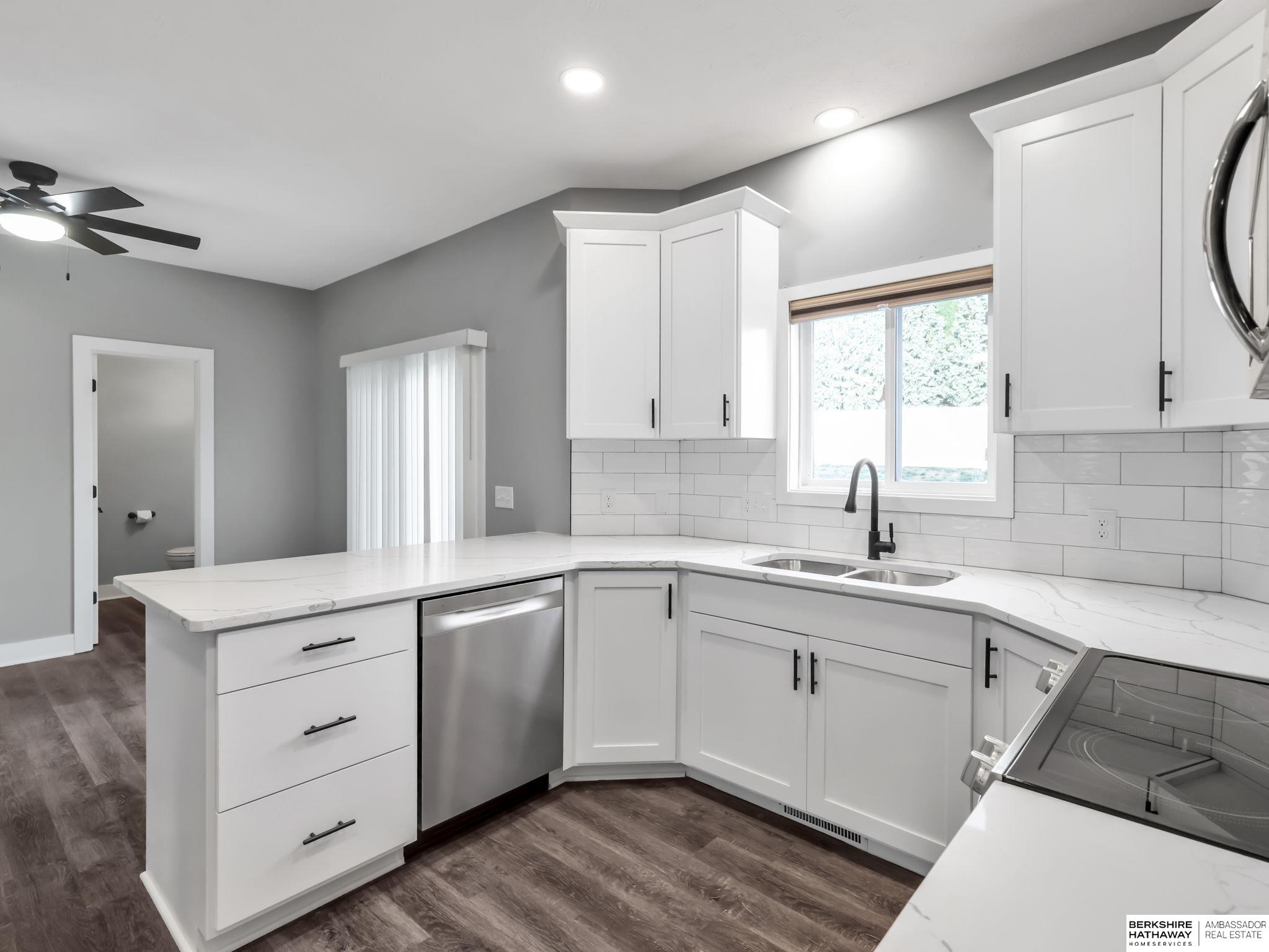 La Vista, Nebraska 68128, United States, 4 Bedrooms Bedrooms, ,2 BathroomsBathrooms,Residential,Active,250796