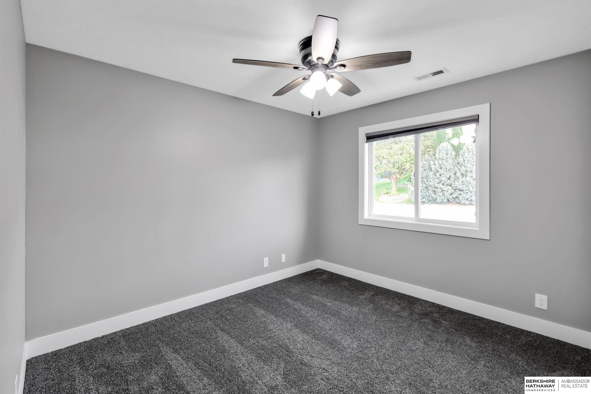 La Vista, Nebraska 68128, United States, 4 Bedrooms Bedrooms, ,2 BathroomsBathrooms,Residential,Active,250796