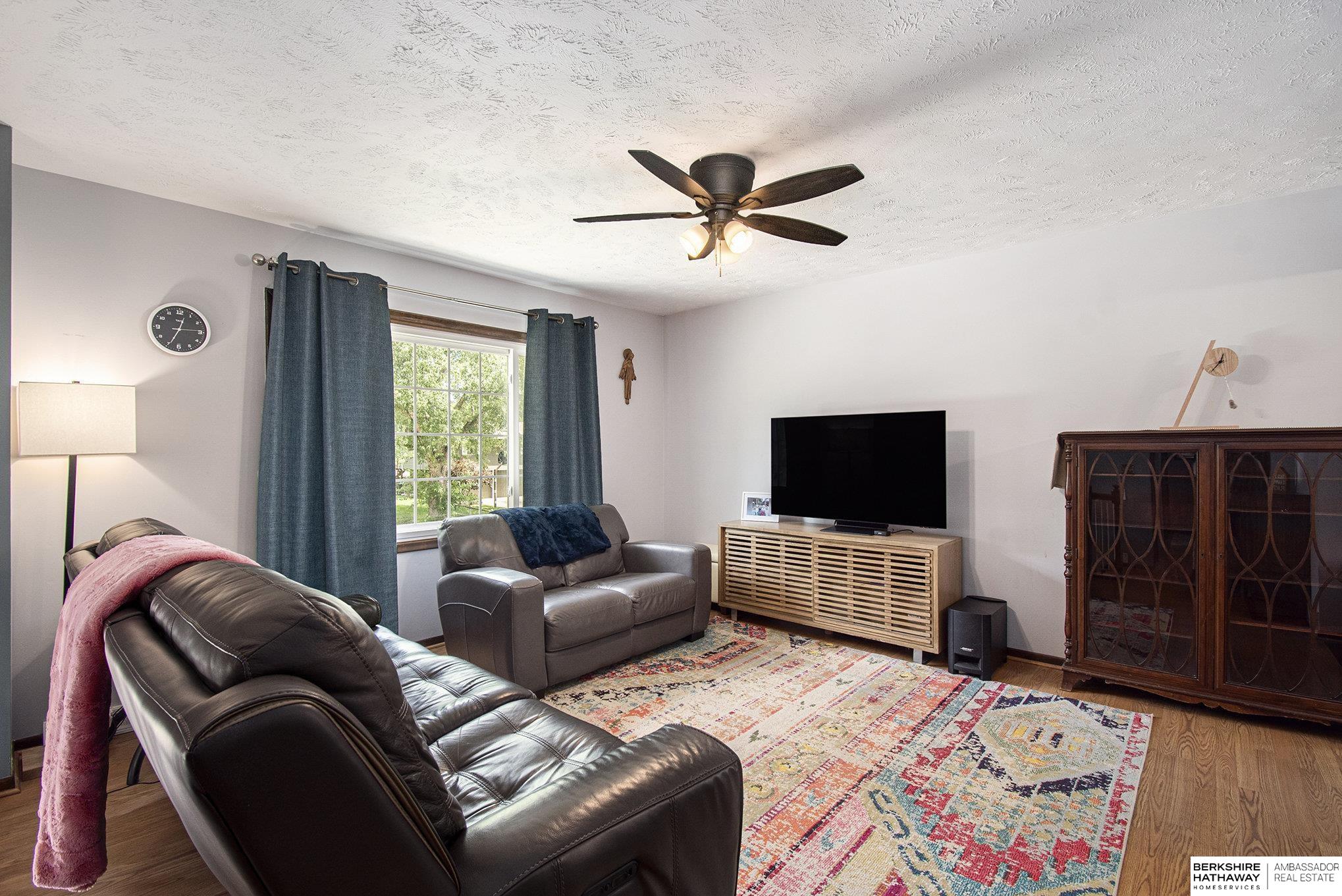 Omaha, Nebraska 68134, United States, 4 Bedrooms Bedrooms, ,2 BathroomsBathrooms,Residential,Active,159927