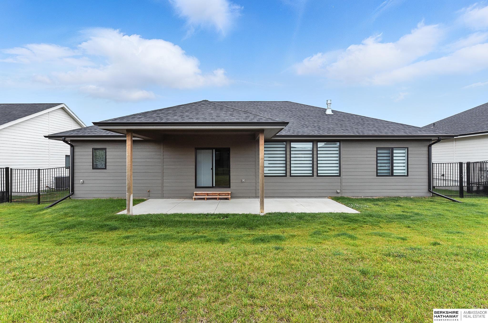 Elkhorn, Nebraska 68022, United States, 6 Bedrooms Bedrooms, ,3 BathroomsBathrooms,Residential,Active,159455