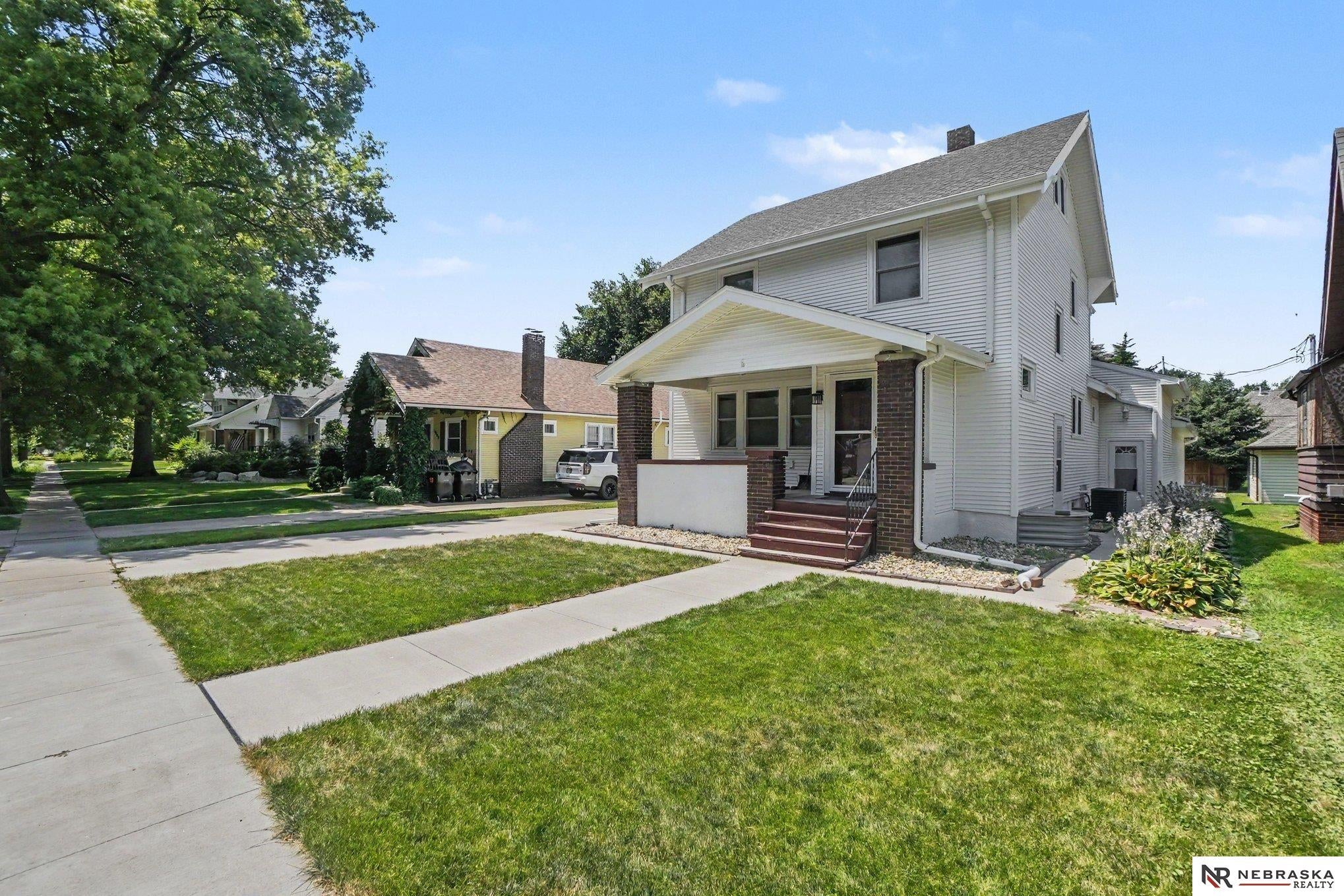 1233 N I Street