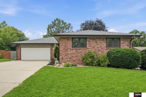 Photo of 521 Danville Drive, Lincoln, NE 68510 (MLS # 22618120)