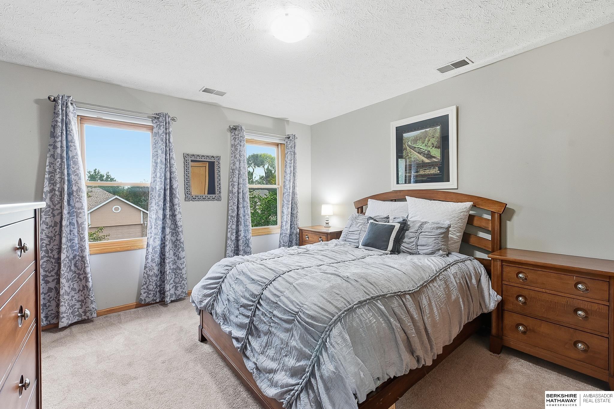 Omaha, Nebraska 68136, United States, 4 Bedrooms Bedrooms, ,2 BathroomsBathrooms,Residential,Active,229730