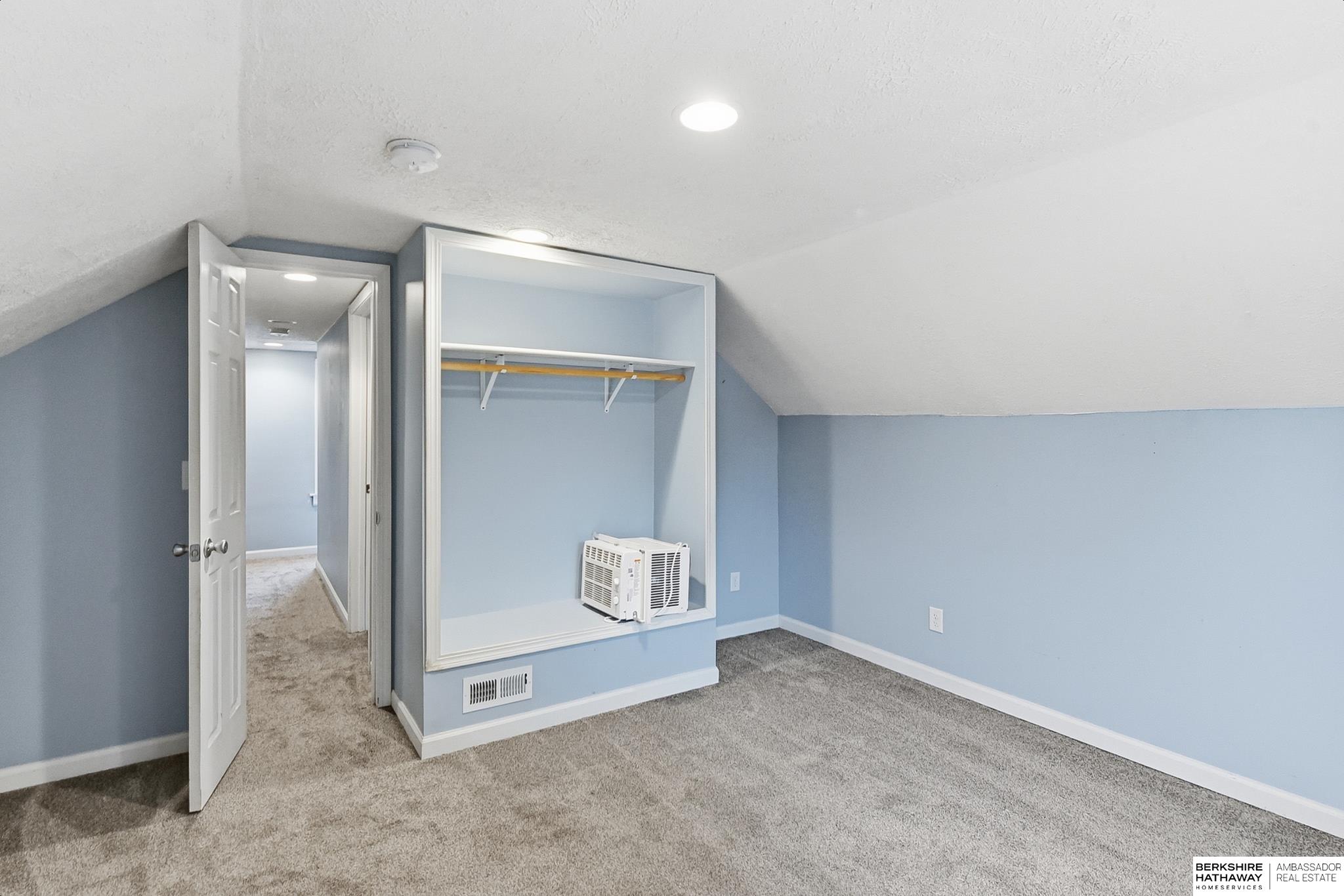 Fremont, Nebraska 68025, United States, 3 Bedrooms Bedrooms, ,2 BathroomsBathrooms,Residential,Active,236305