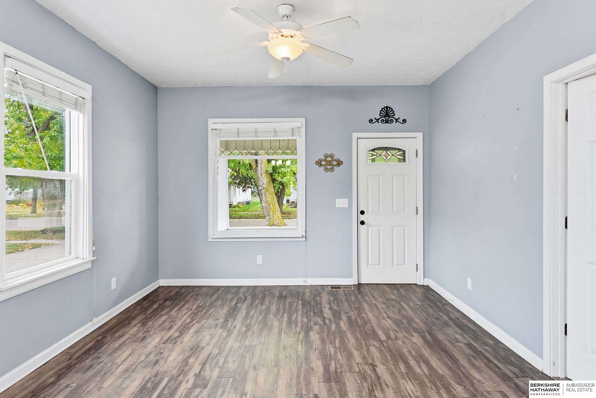 Fremont, Nebraska 68025, United States, 3 Bedrooms Bedrooms, ,2 BathroomsBathrooms,Residential,Active,236305