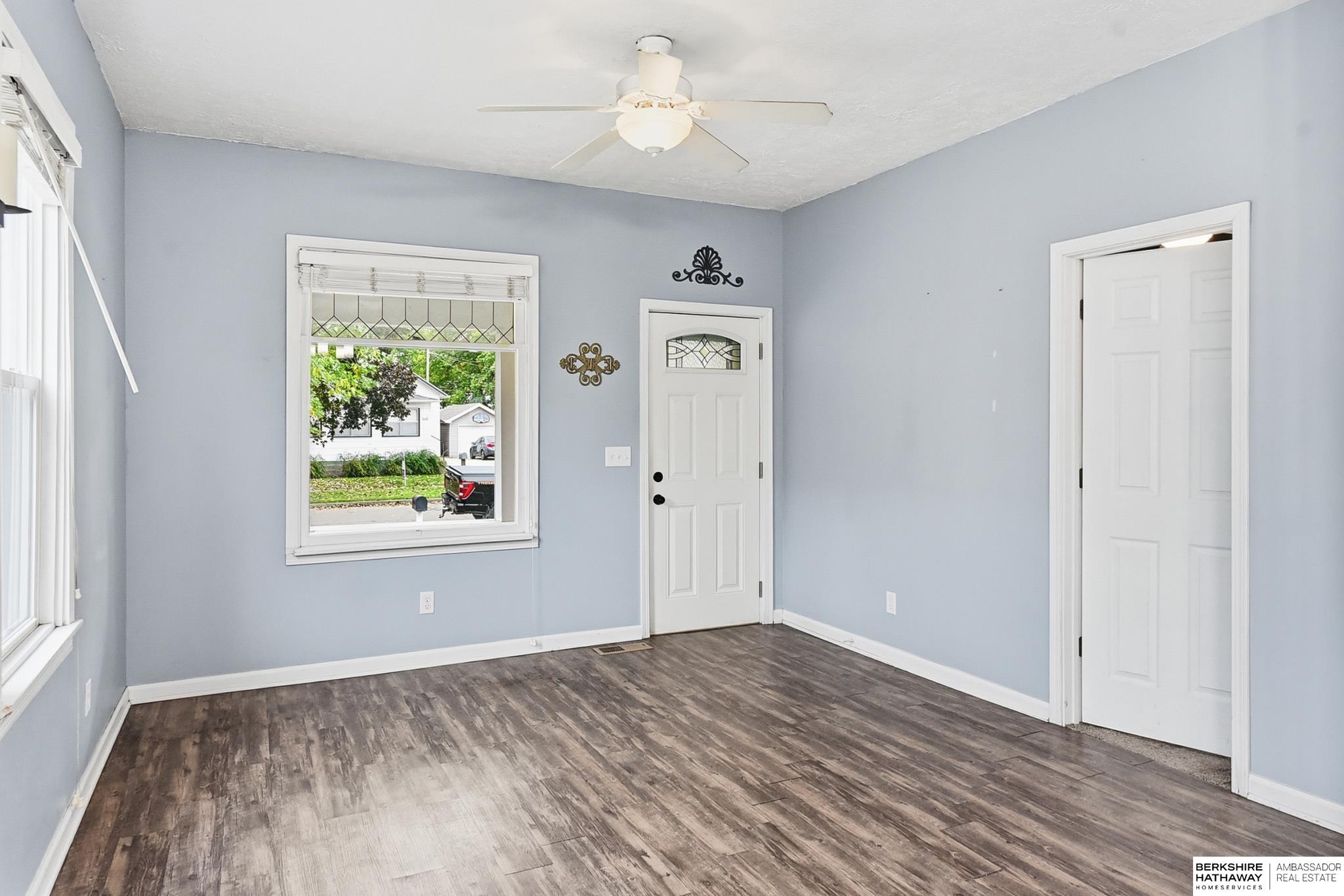 Fremont, Nebraska 68025, United States, 3 Bedrooms Bedrooms, ,2 BathroomsBathrooms,Residential,Active,236305