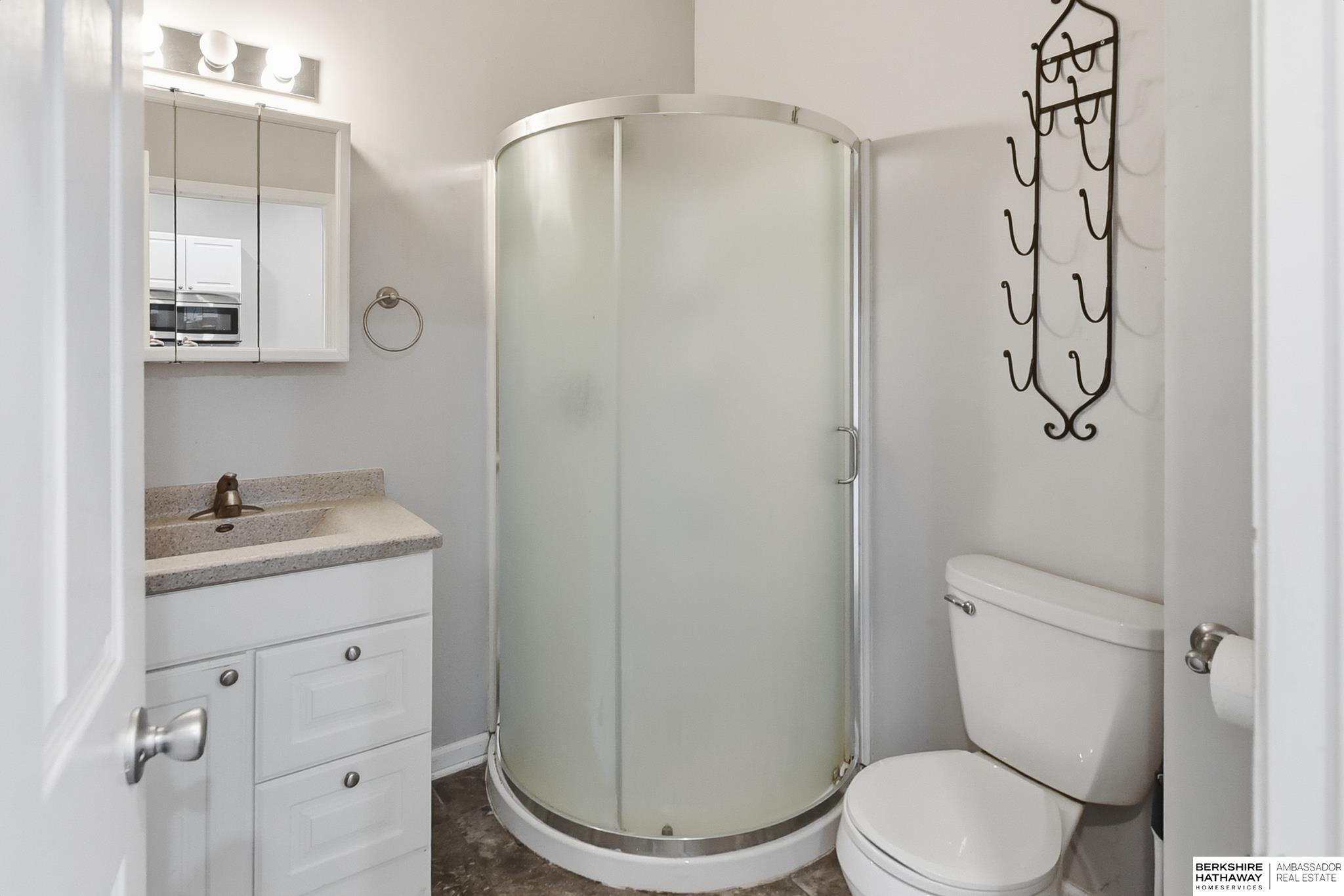 Fremont, Nebraska 68025, United States, 3 Bedrooms Bedrooms, ,2 BathroomsBathrooms,Residential,Active,236305