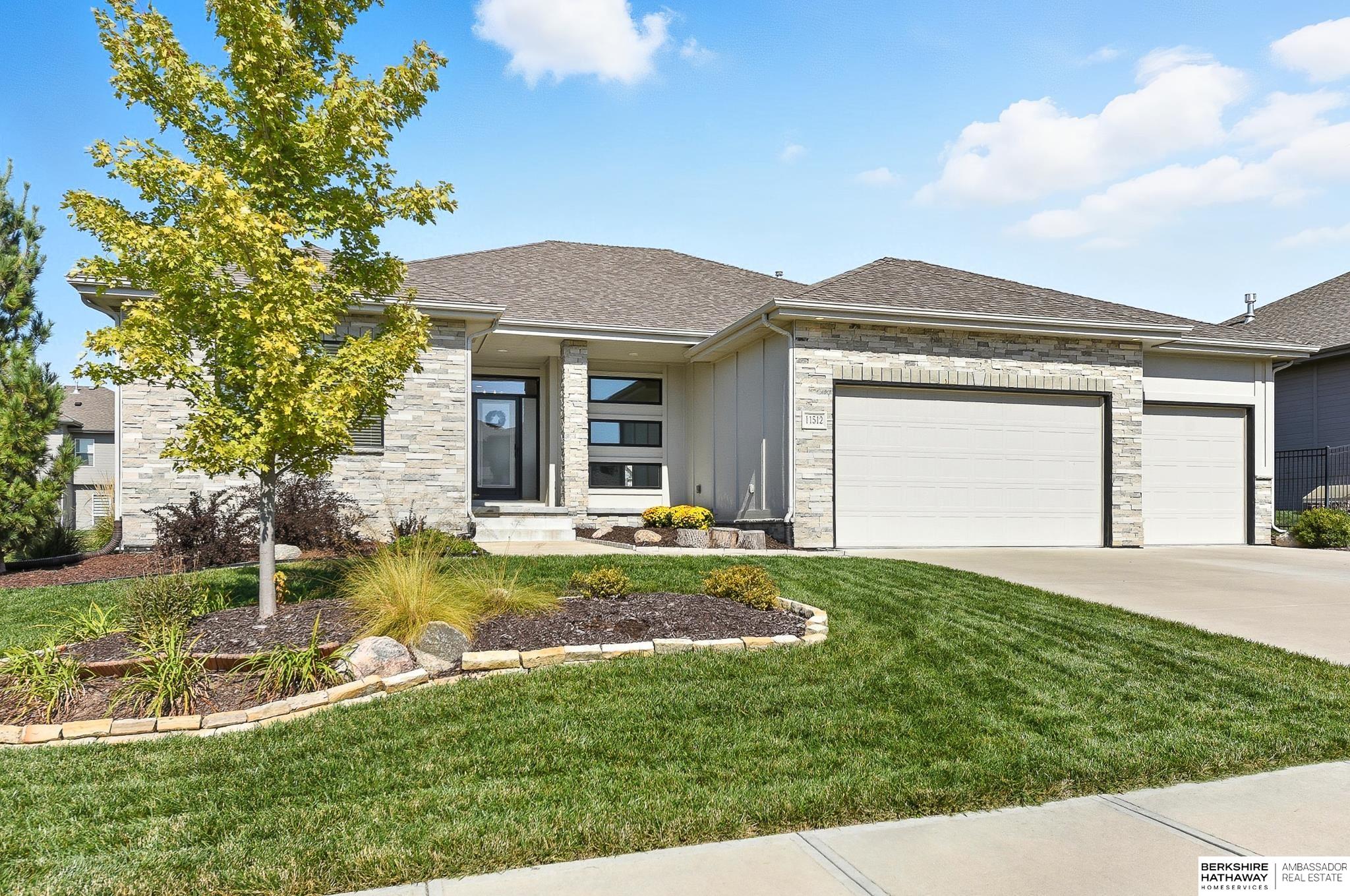 Papillion, Nebraska 68046, United States, 4 Bedrooms Bedrooms, ,3 BathroomsBathrooms,Residential,Active,222039