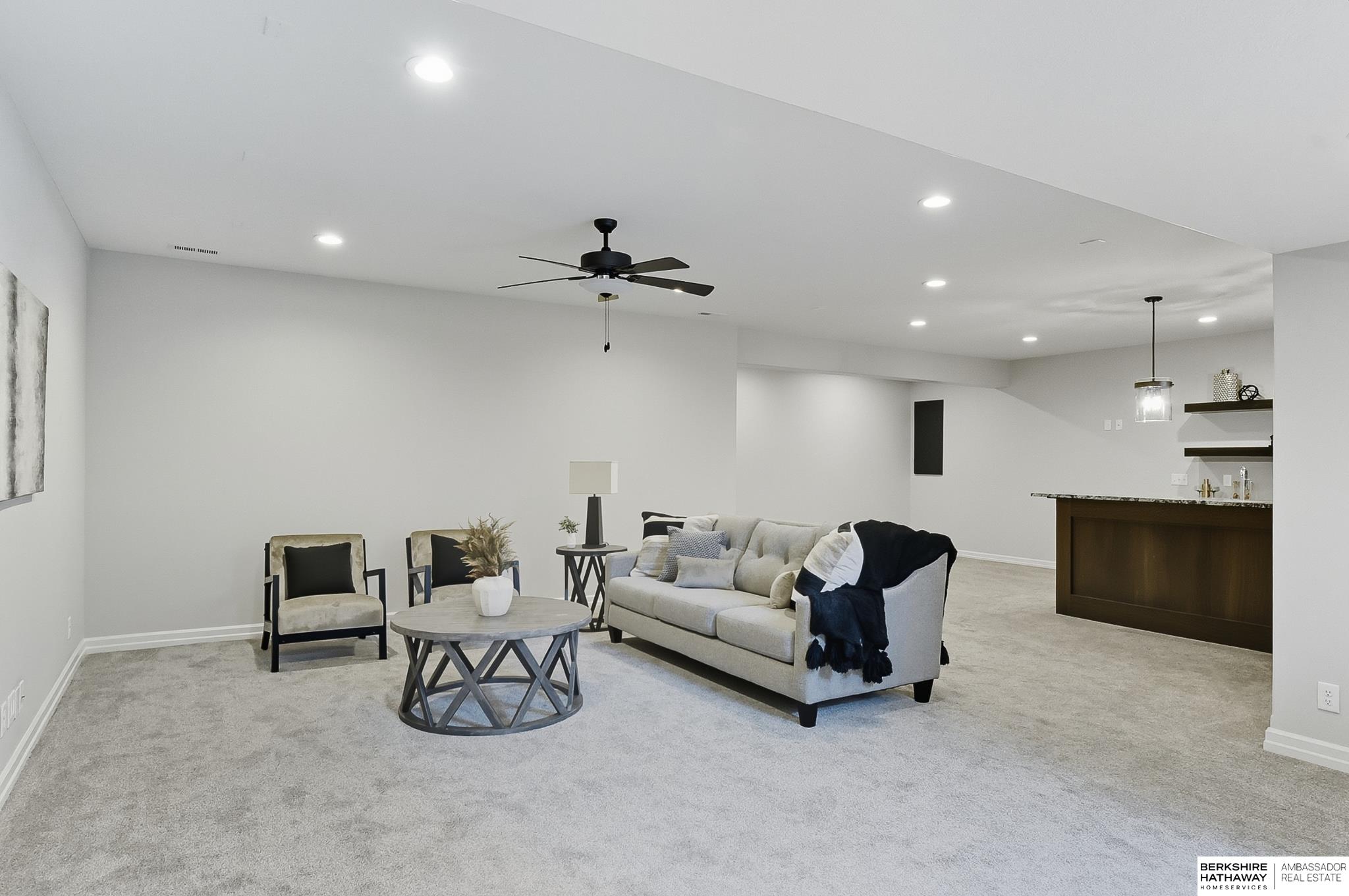 Papillion, Nebraska 68046, United States, 4 Bedrooms Bedrooms, ,3 BathroomsBathrooms,Residential,Active,222039