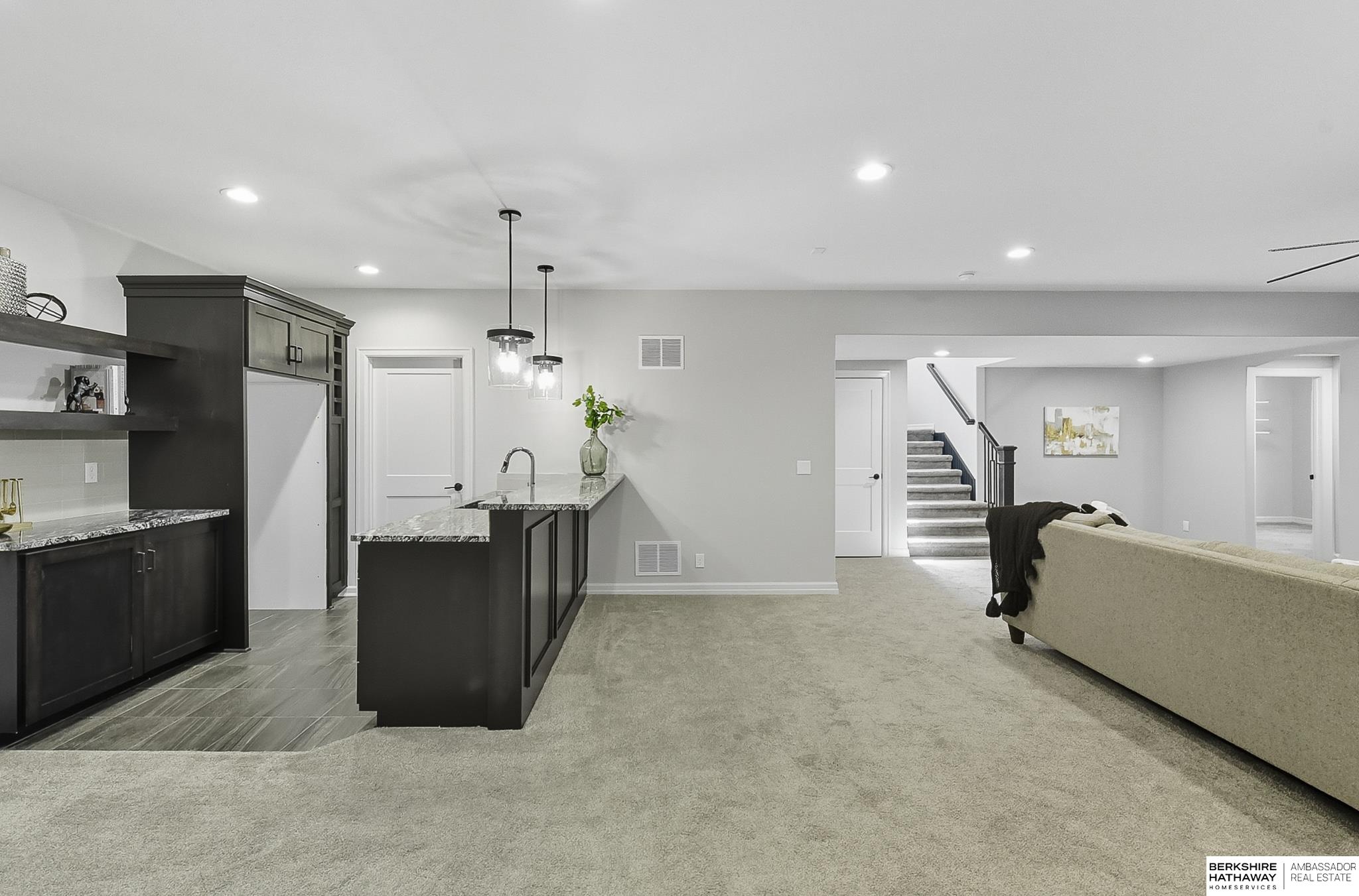 Papillion, Nebraska 68046, United States, 4 Bedrooms Bedrooms, ,3 BathroomsBathrooms,Residential,Active,222039