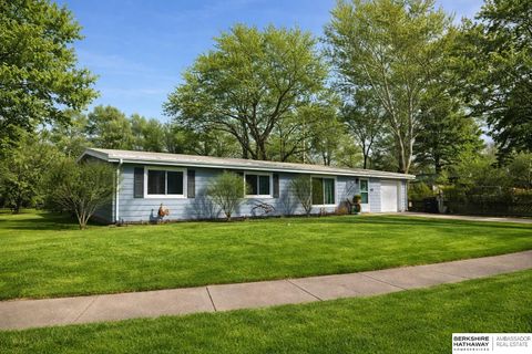 Photo of 1725 HILL Street, Plattsmouth, NE 68048 (MLS # 22608489)