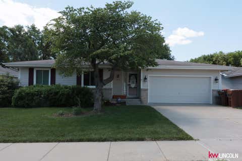 Photo of 1841 Preamble Lane, Lincoln, NE 68521 (MLS # 22617655)