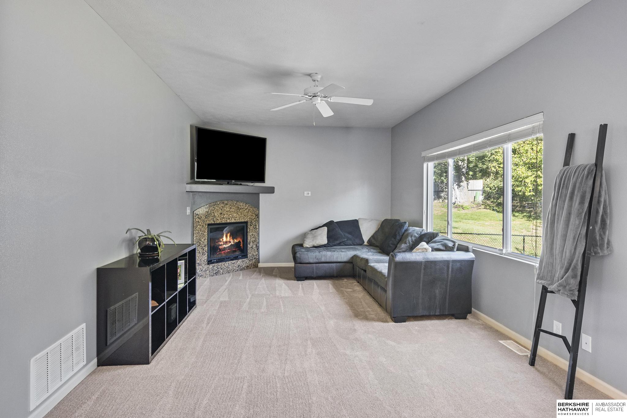 Omaha, Nebraska 68142, United States, 3 Bedrooms Bedrooms, ,2 BathroomsBathrooms,Residential,Active,225642