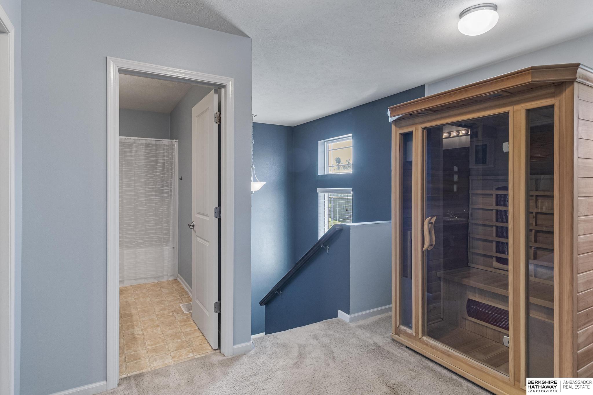 Omaha, Nebraska 68142, United States, 3 Bedrooms Bedrooms, ,2 BathroomsBathrooms,Residential,Active,225642