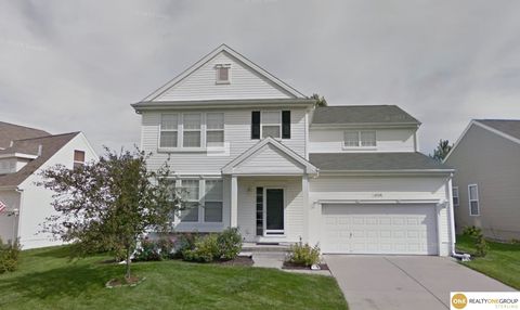 Photo of 4735 S 194 Avenue, Omaha, NE 68135 (MLS # 22612047)