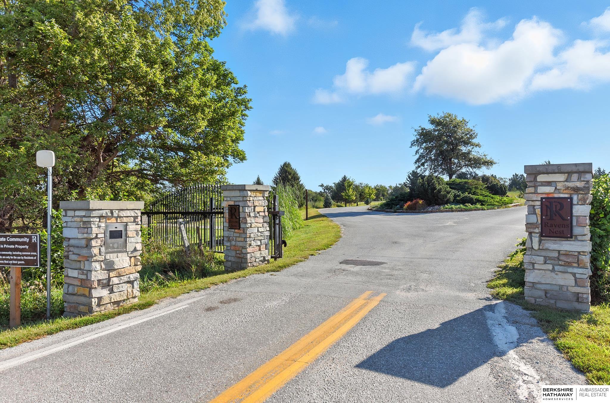 Louisville, Nebraska 68037, United States, 3 Bedrooms Bedrooms, ,3 BathroomsBathrooms,Residential,Active,198590