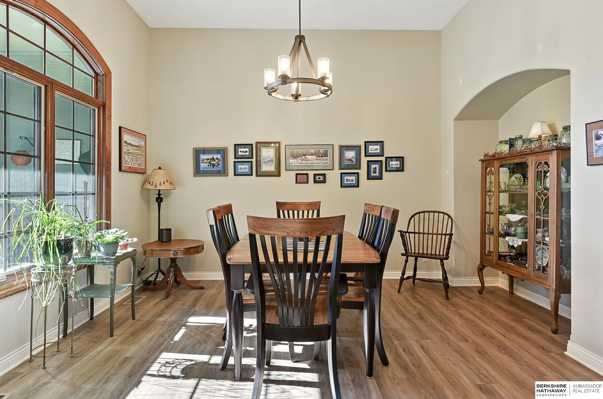 Louisville, Nebraska 68037, United States, 3 Bedrooms Bedrooms, ,3 BathroomsBathrooms,Residential,Active,198590