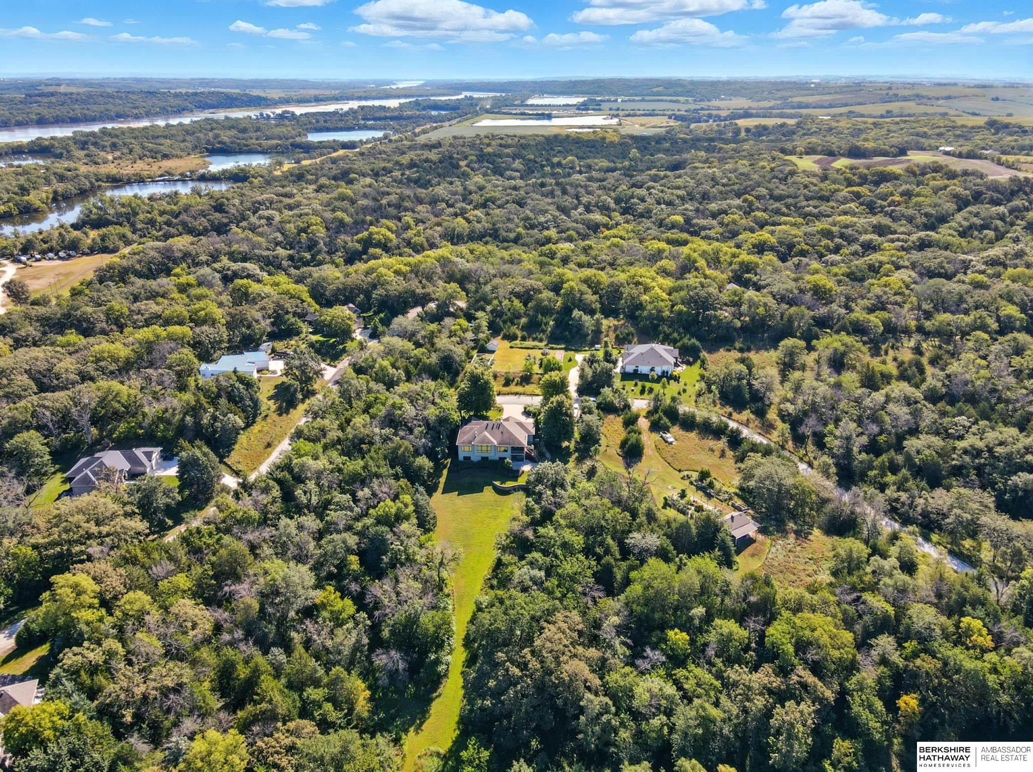 Louisville, Nebraska 68037, United States, 3 Bedrooms Bedrooms, ,3 BathroomsBathrooms,Residential,Active,198590