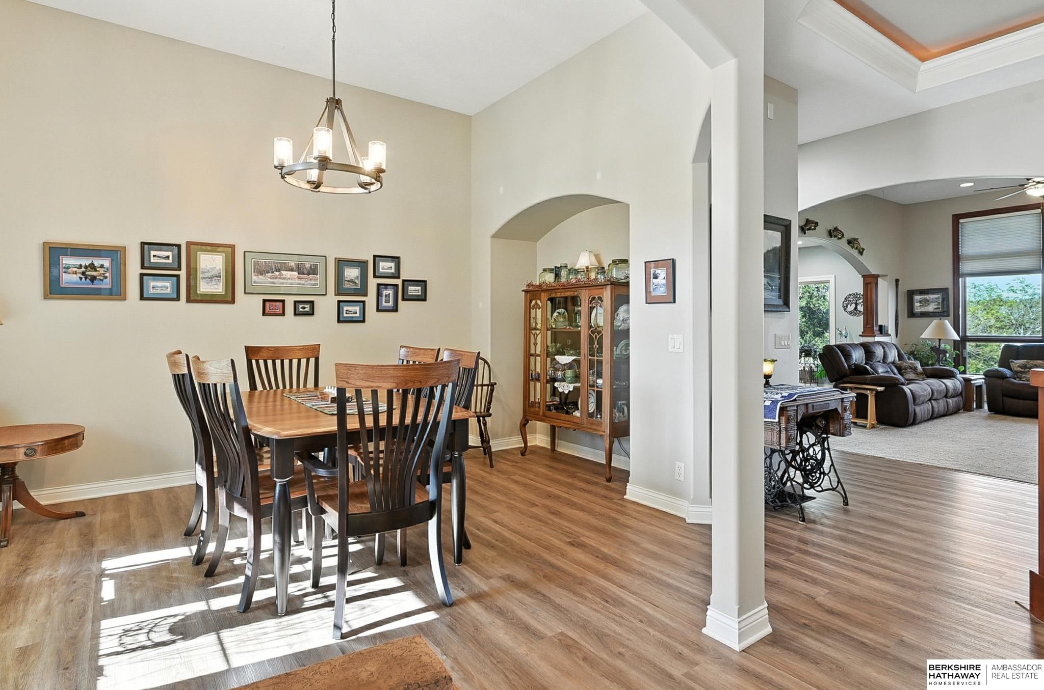 Louisville, Nebraska 68037, United States, 3 Bedrooms Bedrooms, ,3 BathroomsBathrooms,Residential,Active,198590