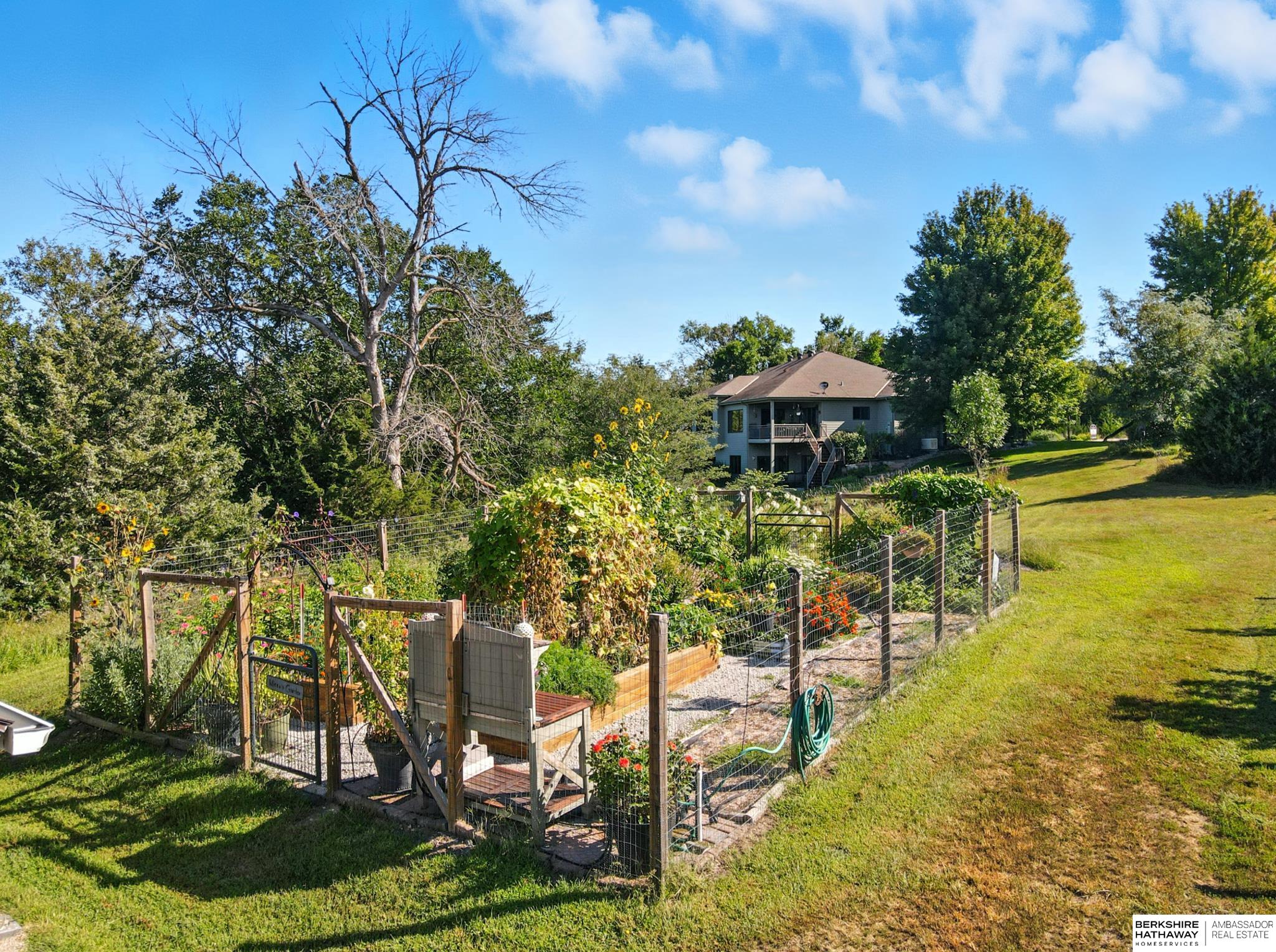 Louisville, Nebraska 68037, United States, 3 Bedrooms Bedrooms, ,3 BathroomsBathrooms,Residential,Active,198590