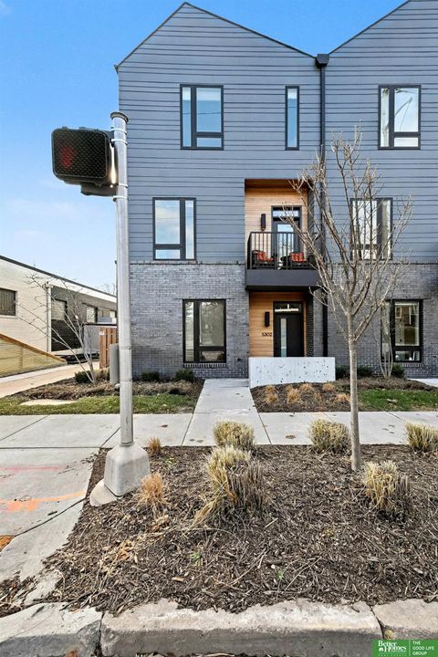 Photo of 5302 Elmwood Plaza, Omaha, NE 68106 (MLS # 22606477)