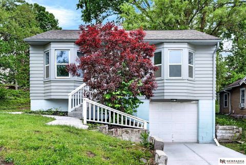 Photo of 4109 Spencer Street, Omaha, NE 68111 (MLS # 22614098)