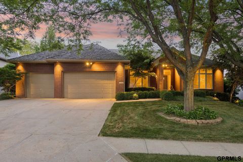 Photo of 1427 N 133 Street, Omaha, NE 68154 (MLS # 22612763)