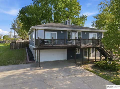 Photo of 1702 Dunbar Drive, Plattsmouth, NE 68048 (MLS # 22619597)