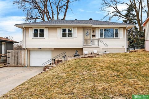 Photo of 7532 S 76th Street, La Vista, NE 68128 (MLS # 22605632)