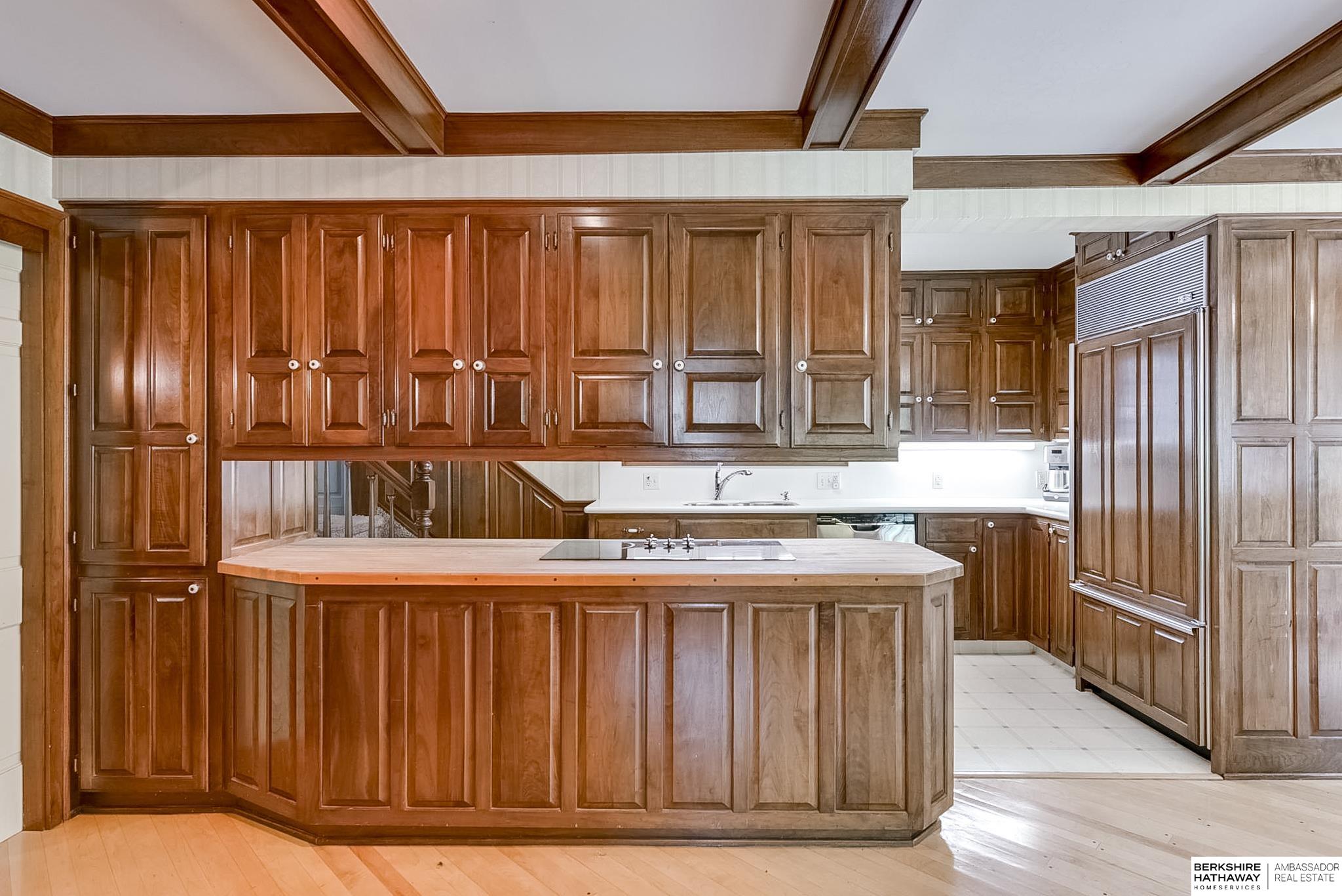 Council Bluffs, Iowa 51503, United States, 3 Bedrooms Bedrooms, ,3 BathroomsBathrooms,Residential,Active,44277