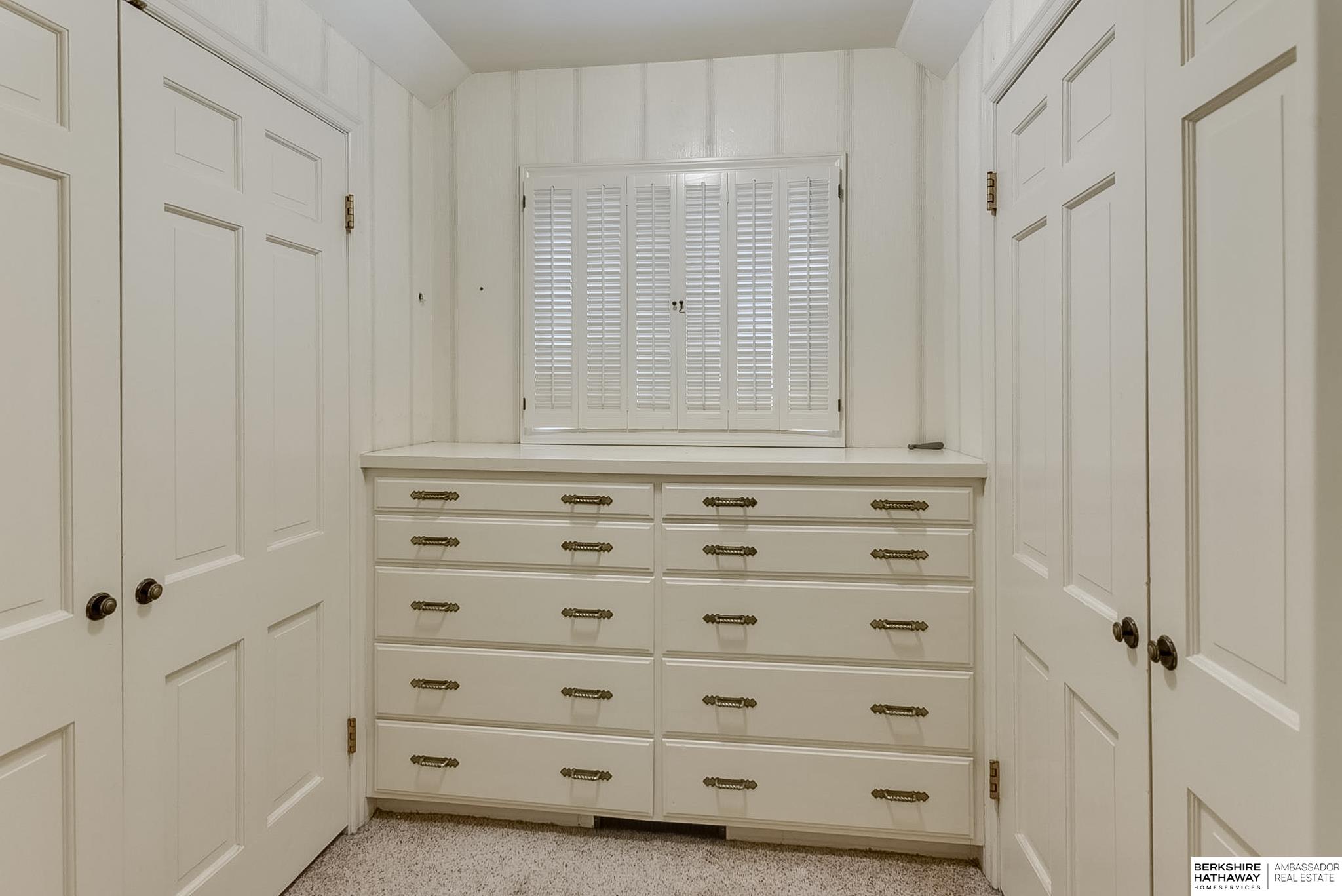 Council Bluffs, Iowa 51503, United States, 3 Bedrooms Bedrooms, ,3 BathroomsBathrooms,Residential,Active,44277