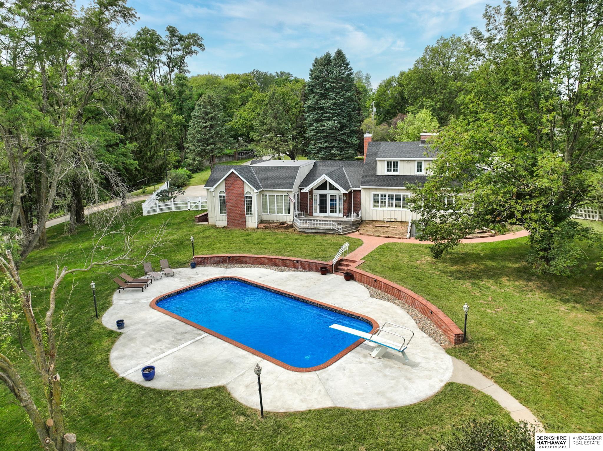 Council Bluffs, Iowa 51503, United States, 3 Bedrooms Bedrooms, ,3 BathroomsBathrooms,Residential,Active,44277