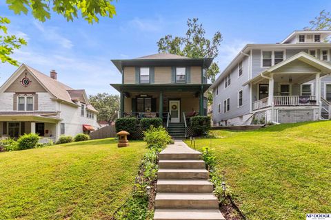 Photo of 3421 Lafayette Avenue, Omaha, NE 68131 (MLS # 22525435) Photo of 3421 Lafayette Avenue, Omaha, NE 68131 (MLS # 22525435)