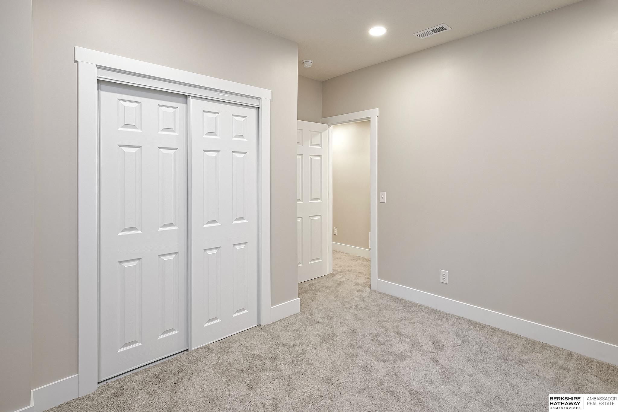 Omaha, Nebraska 68117, United States, 4 Bedrooms Bedrooms, ,4 BathroomsBathrooms,Residential,Active,89767