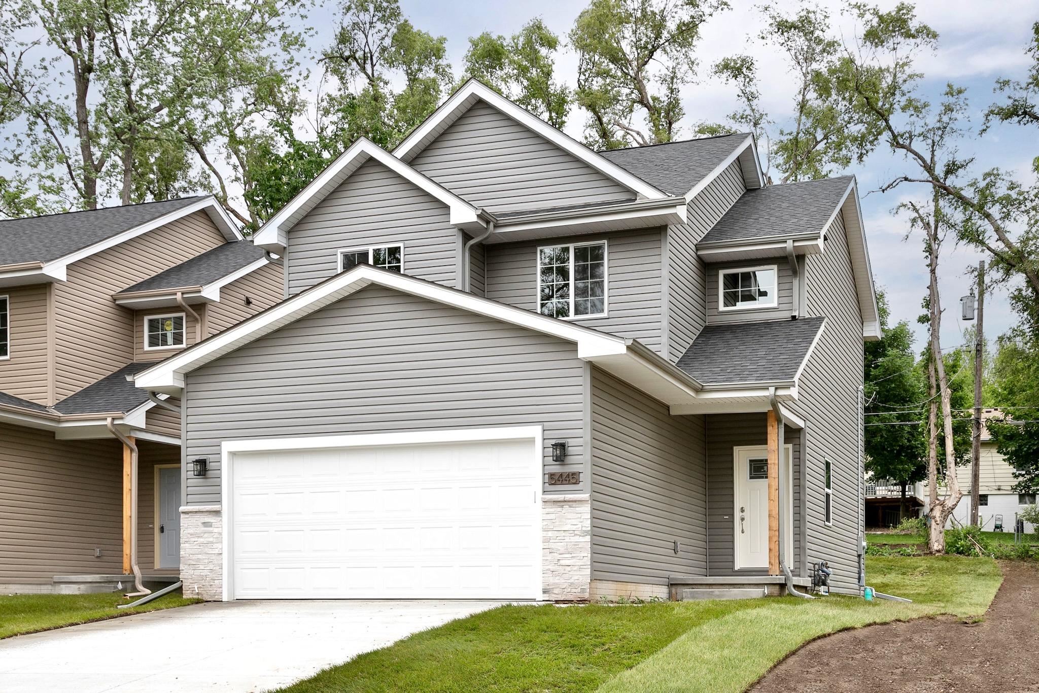 Omaha, Nebraska 68117, United States, 4 Bedrooms Bedrooms, ,4 BathroomsBathrooms,Residential,Active,89767