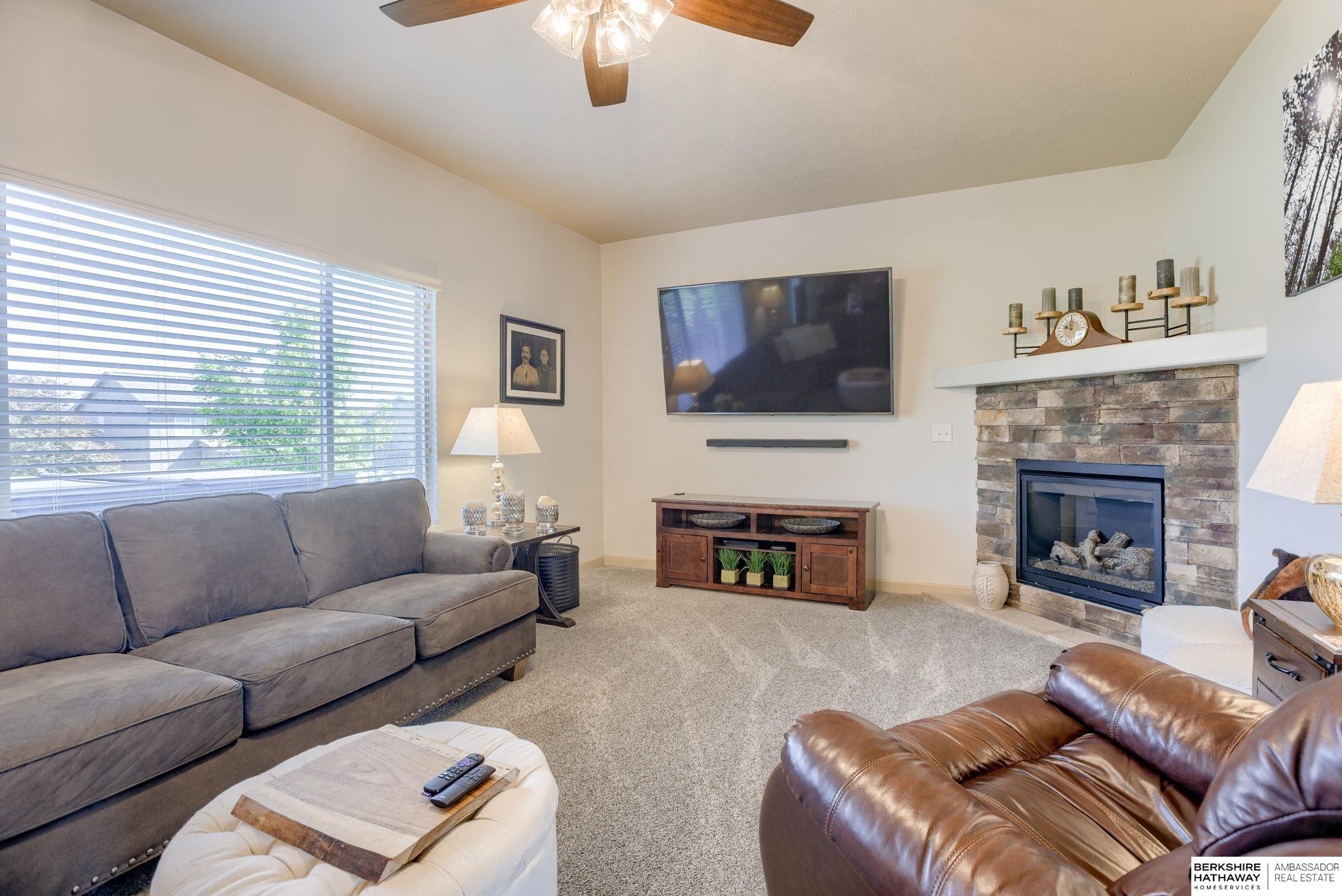 Omaha, Nebraska 68116, United States, 4 Bedrooms Bedrooms, ,3 BathroomsBathrooms,Residential,Active,177962