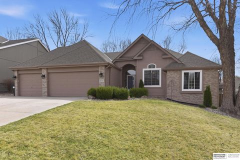 Photo of 17265 Pine Street, Omaha, NE 68130 (MLS # 22606755)